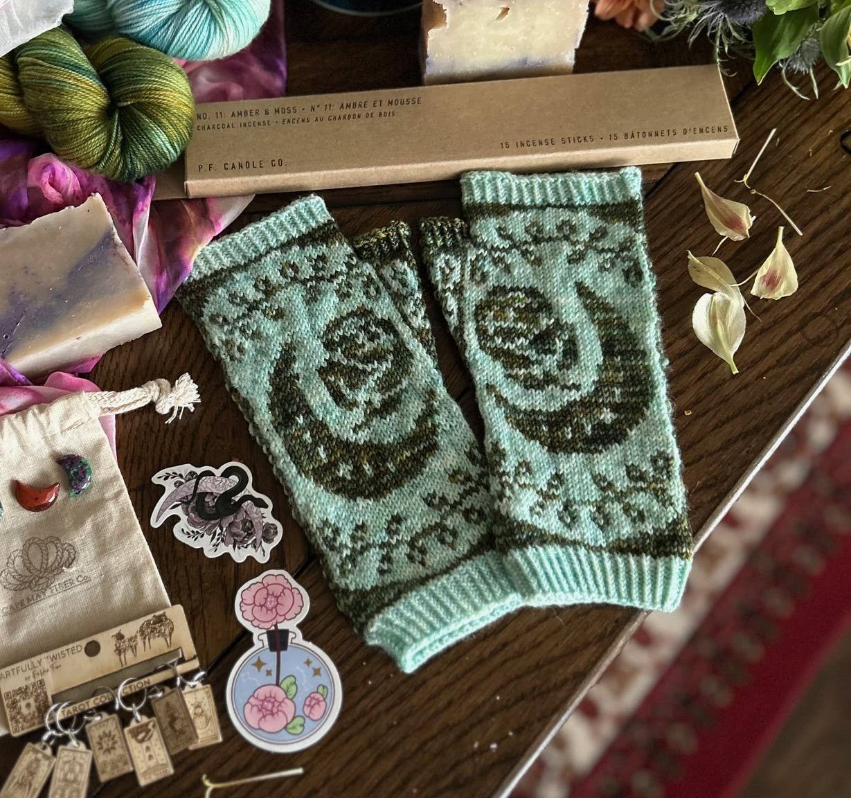 Flower Moon Mitts Knitting Kit