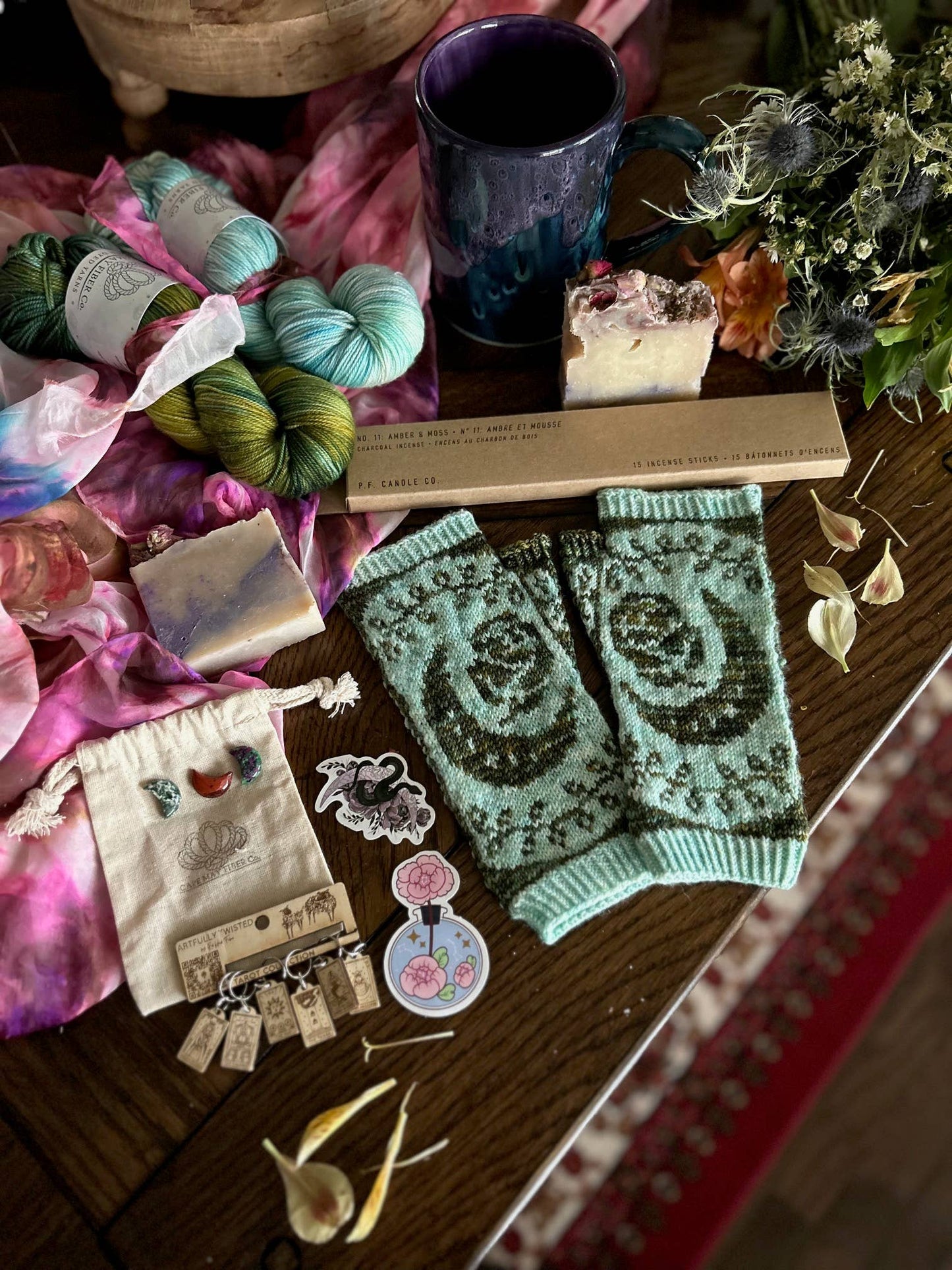 Flower Moon Mitts Knitting Kit