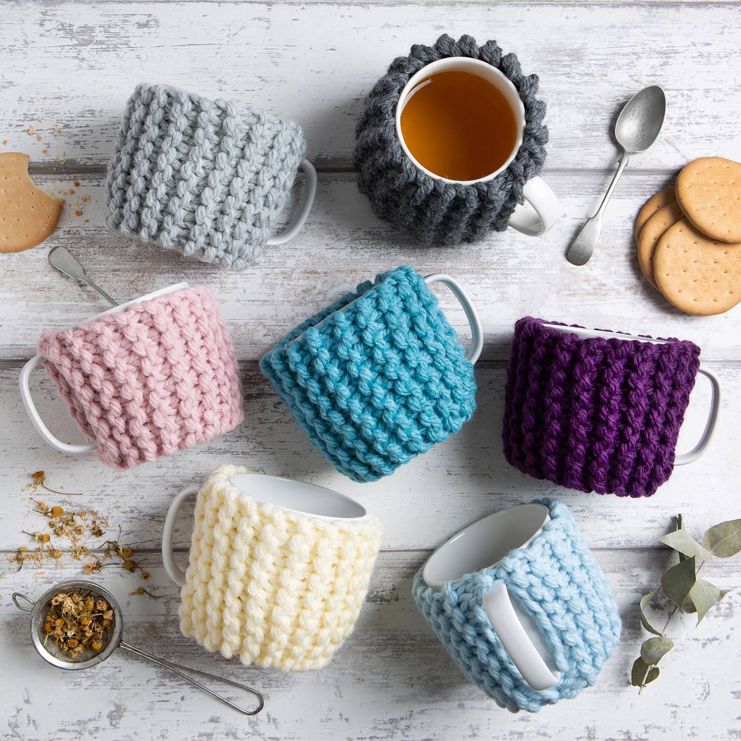 Beginner Cup Cosy Knitting Kit: Silver Grey