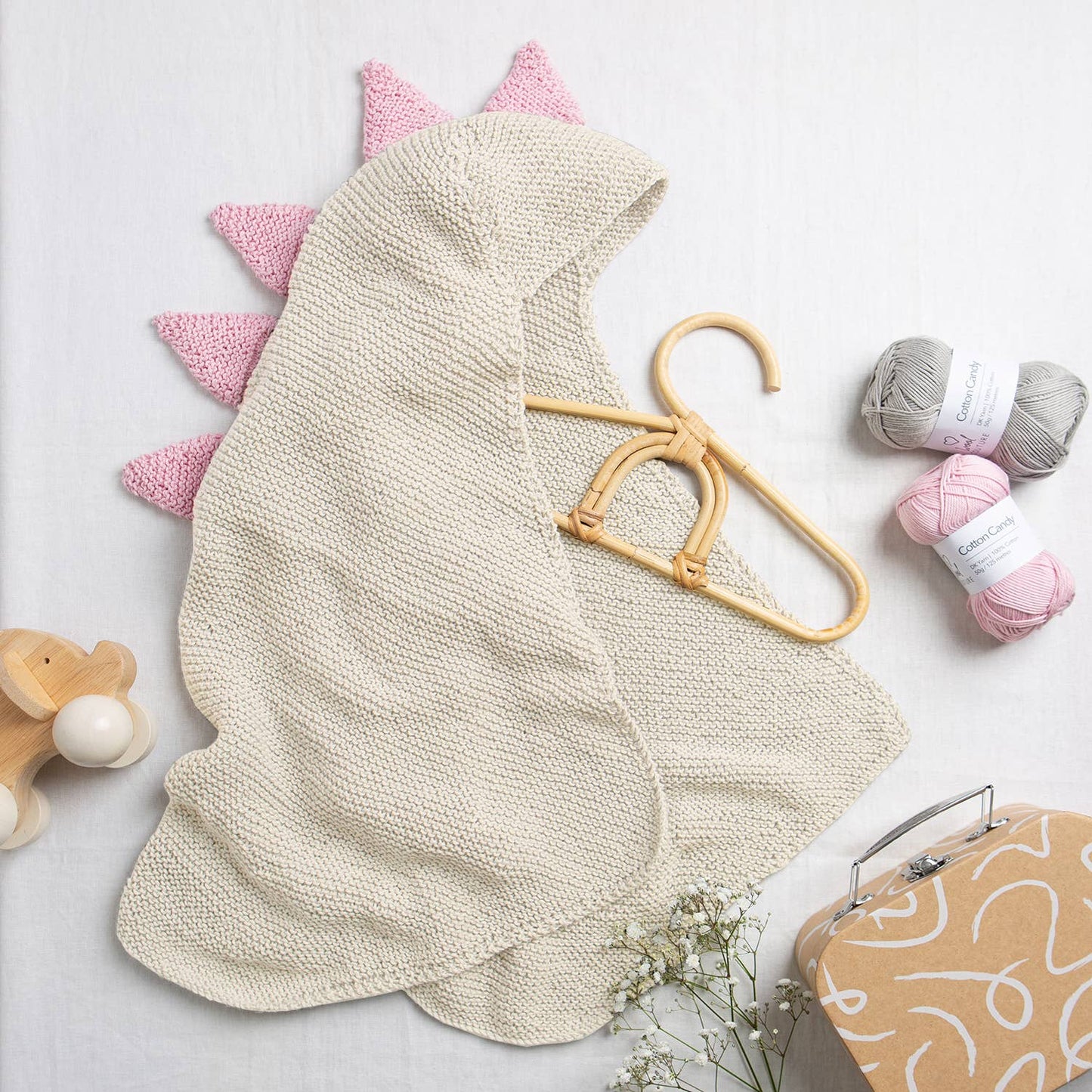 Baby Dinosaur Hooded Blanket Easy Knitting Kit: Light Grey
