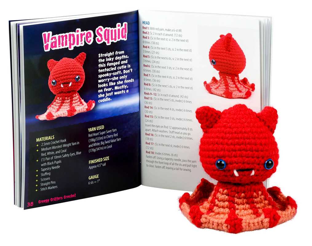 Creepy Critters Glow-in-the-Dark Crochet by Anne Margaux Rull: Kit - Paperback; 76 pages / English