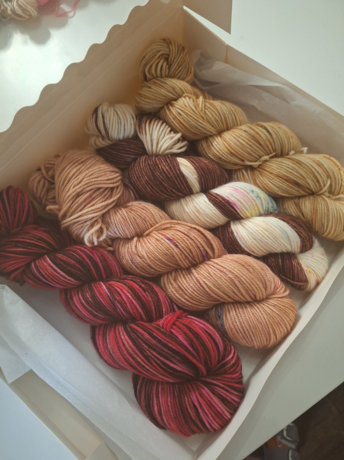 🍩 Knit Cozy Donut Box – DK Weight Yarn Set