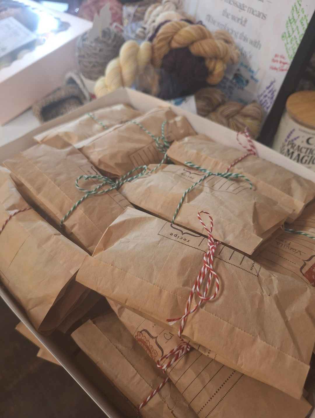 Home for the Holidays Christmas Advent Calendar - 24 minis and one full-sized skein